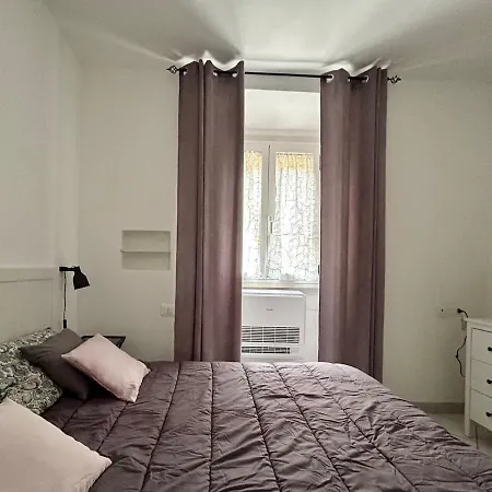 Lovely Cozy On Loved Historic Staircase In Centro E A 6 Minuti Dalla Stazione * 斯培西亚