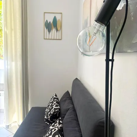 公寓 Lovely Cozy On Loved Historic Staircase In Centro E A 6 Minuti Dalla Stazione *